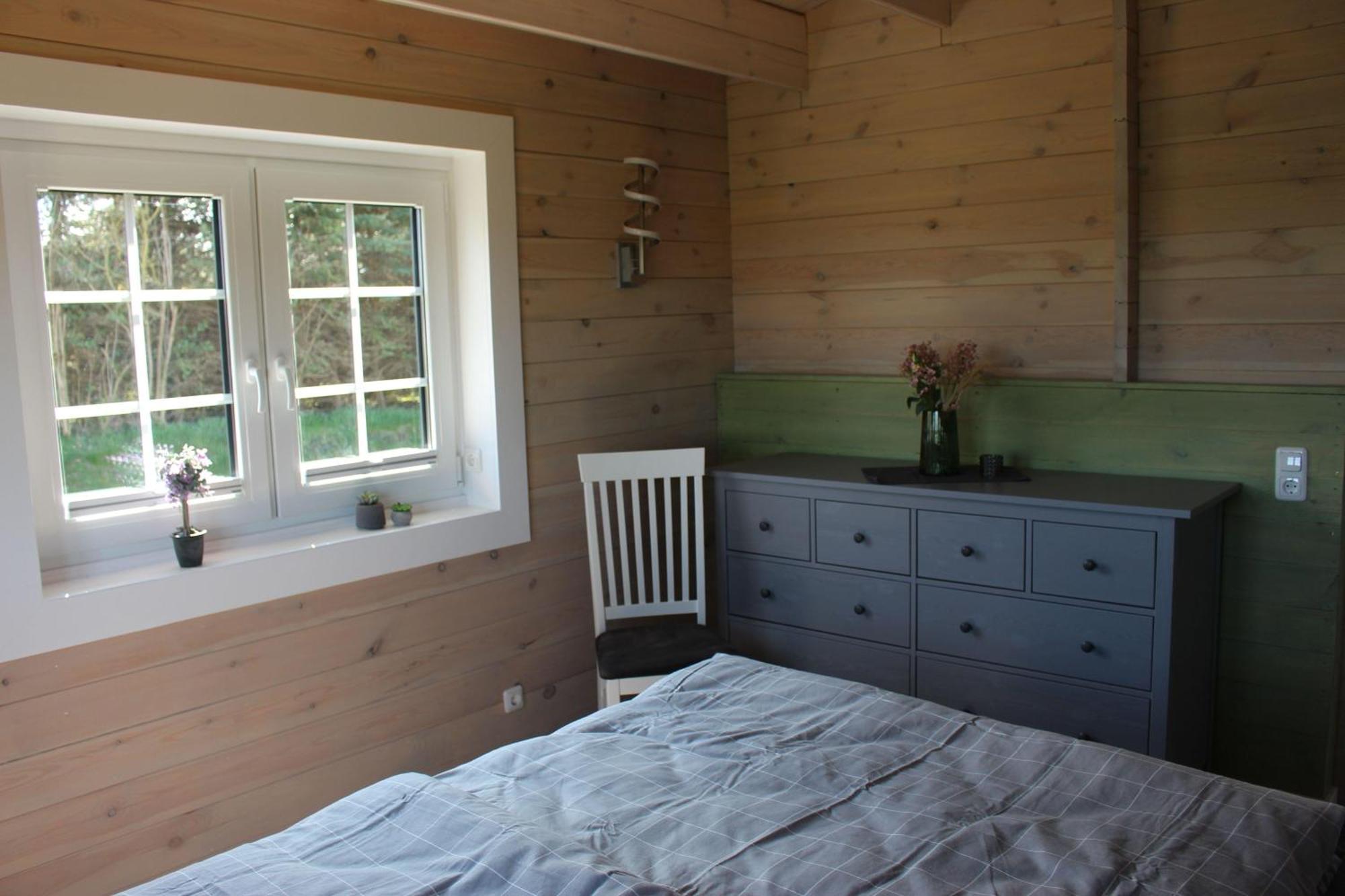 Idyllisches-Blockbohlenhaus-Mit-Eigenem-Garten-Und-Sauna-Zum-Wohlfuehlen Martensrade Dış mekan fotoğraf